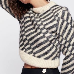 KOTN Asilah Cropped Sweater Alpaca Merino Wool Organic Cotton Medium